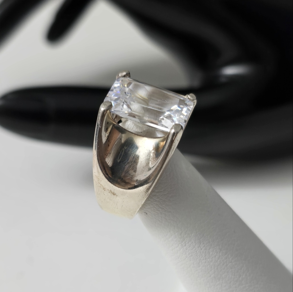 Sterling Silver 925 Elegang Ring - Picture 6 of 8
